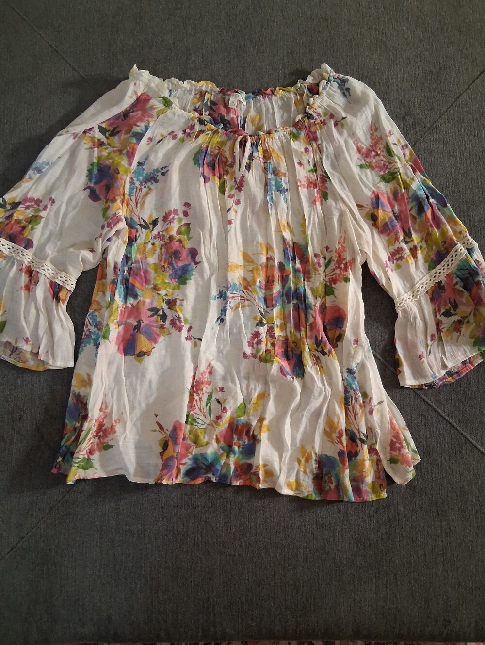 Spense White Floral Off-Shoulder Blouse with Multicolor Print